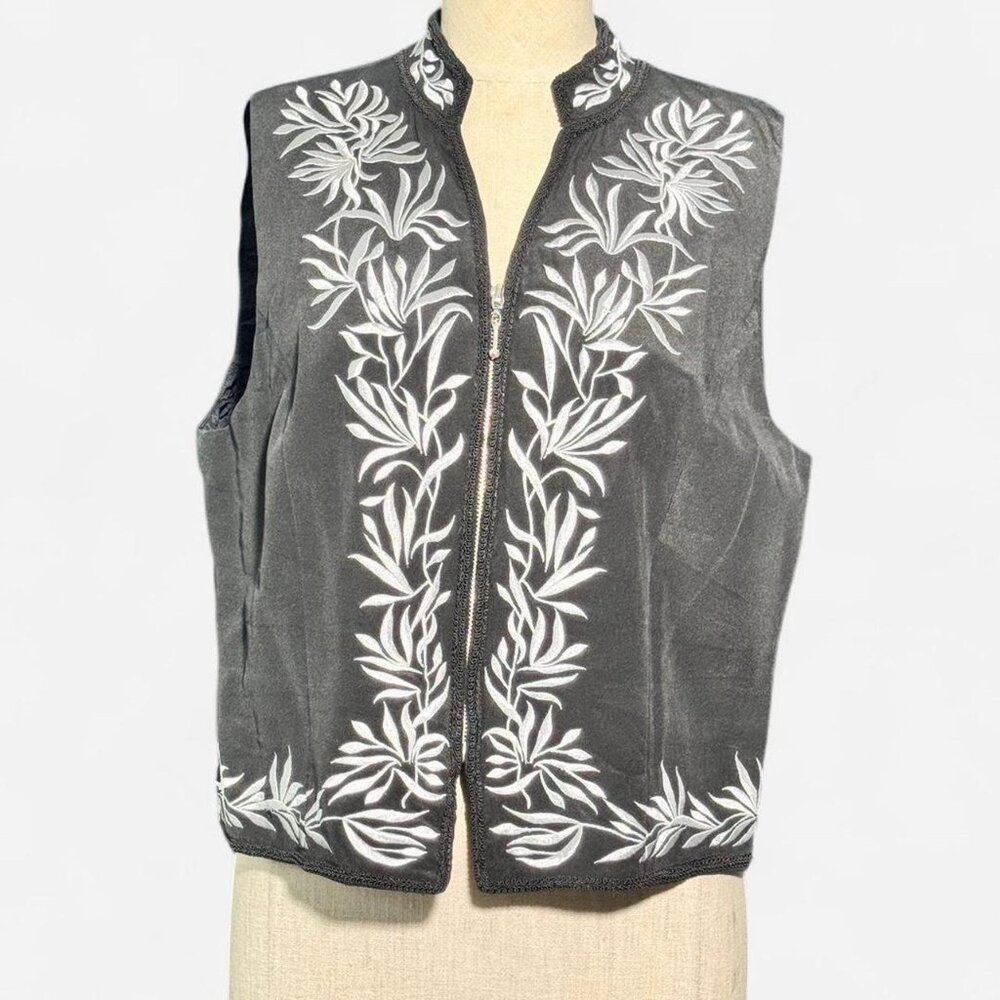 American Vintage Women's Black and Grey Gilet